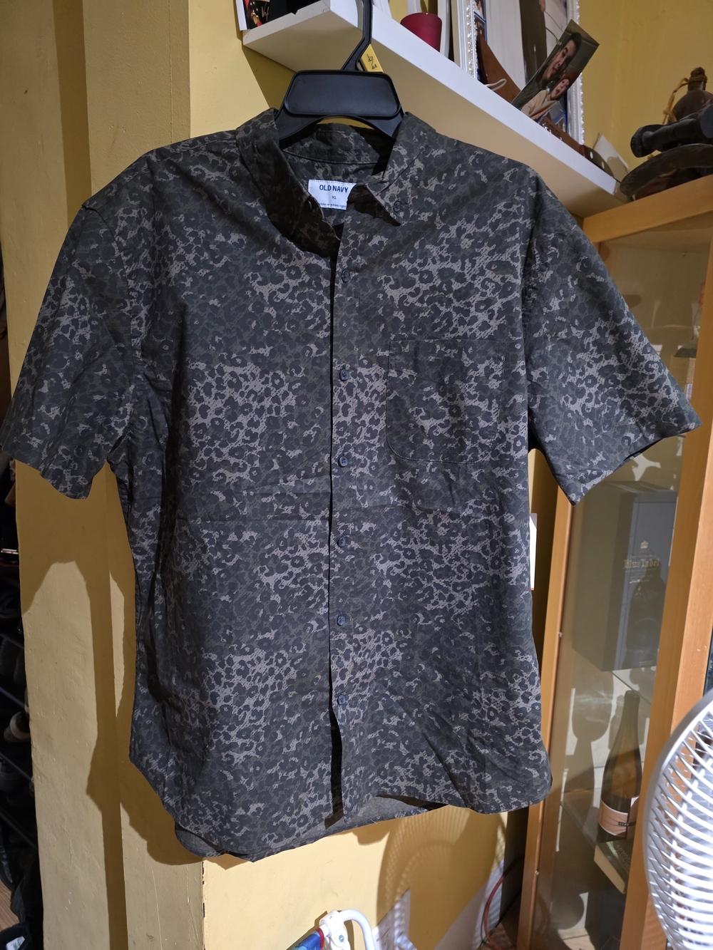 Old Navy Men's Short-Sleeve Black Leopard Print Shirt